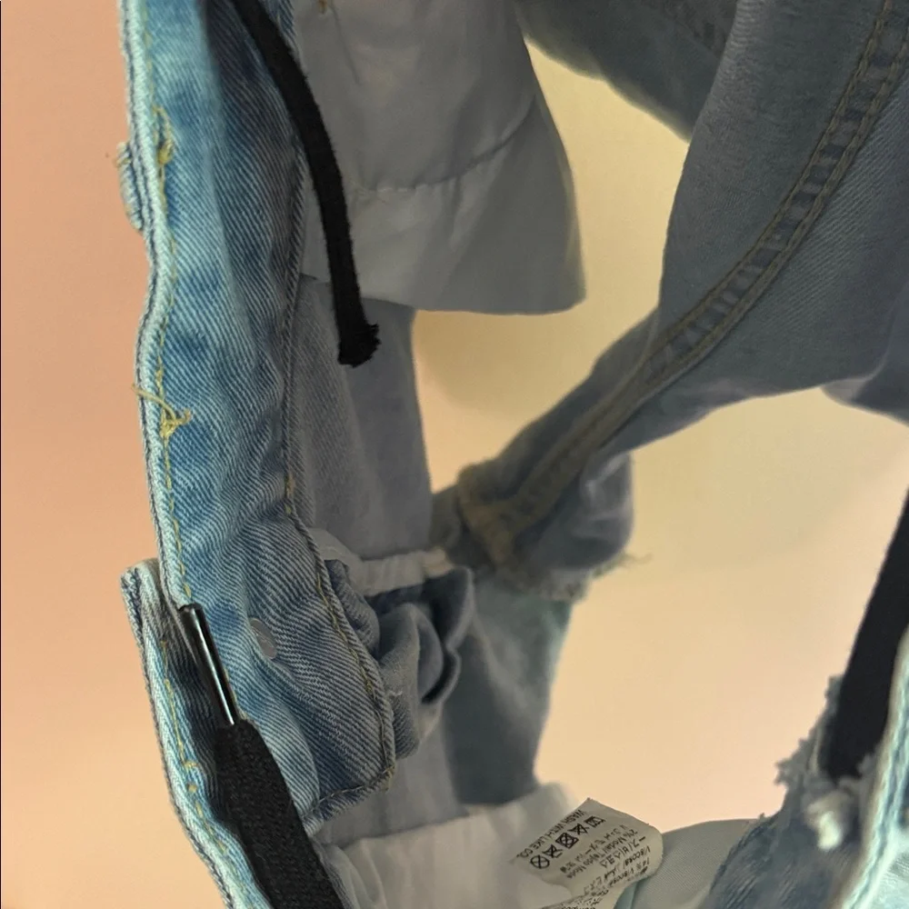 SHEIN Light Blue Distressed Denim Rolled-Hem Jean Shorts